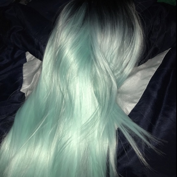 ARIEL SUPAMINT GREEN 26” STRAIGHT OMBRÉ WIG *NWT* main image 7